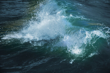 wave of the sea