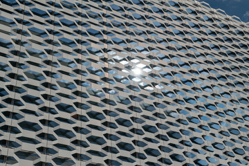 Construction detail of modular expanded metal facades, architectural innovation and modern design. Unique structures that redefine urban spaces with aesthetics and functionality. shading detail