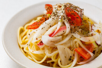 イカとトマトの冷製パスタ