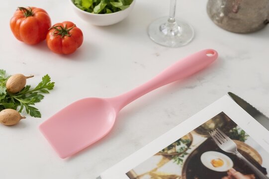Pink Silicone Magic Spoon, Non-Stick and Handmade, Perfect for Cooking Enthusiasts Who Prefer Pink