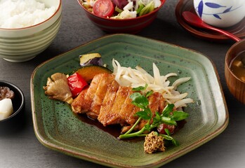 豚肉の生姜焼き