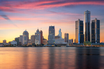 Detroit, Michigan, USA skyline at dawn on the Detroit River