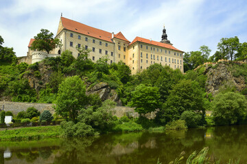 Obraz premium Bechyne - River Luznice and Castle and Chateau in the South Bohemian, Czech republic
