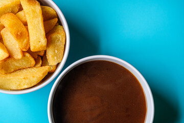 Chunky Fried Chips With Beef Gravy