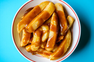 Chunky Fried Chips With Beef Gravy