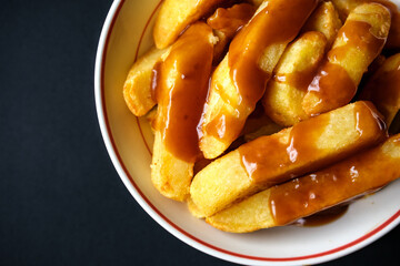 Chunky Fried Chips With Beef Gravy