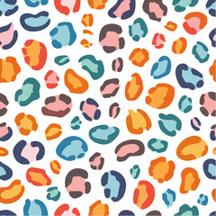 Bright leopard pattern animal print vector seamless pattern in the style of doodles hand drawn
2