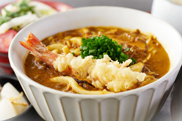 海老の天ぷらカレーうどん