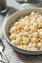 Homemade White Cheddar Macaroni and Cheese
