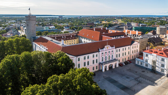 Fototapeta Aerial view of Riigikogu, the Estonian parliament housed in Toompea Castle in the old town of Tallinn (Vanalinn), the capital of Estonia, one of the Baltic States