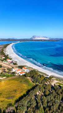view from the beach San Teodoro 
La cinta