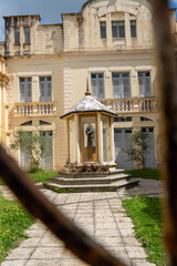 IMAGEM DE ESTRUTURAS ANTIGAS DA CIDADE DE BANANEIRAS (IMAGE OF OLD STRUCTURES IN THE CITY OF BANANEIRAS)