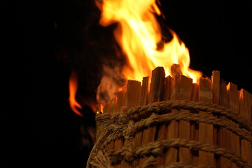 Flickering Torch Flame at Midnight / 日本三奇祭「吉田の火祭り」炎が揺れる幻想的なキャンプファイヤー