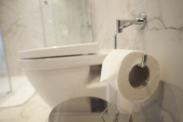 Essential bathroom elements for comfort and convenience