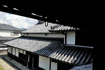 日本、大阪、旧杉山家住宅、庭園、お屋敷、重要文化財、富田林市、歴史的建造物、木造階建、和風住宅