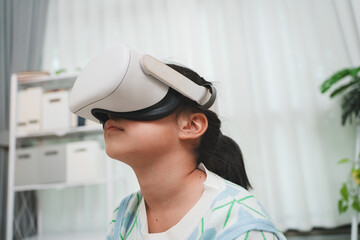 Young user experiencing 3D simulation. Modern edutainment technology.