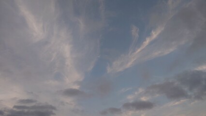 夕日に染まる雲