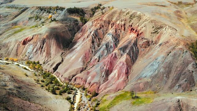 Kyzyl-chin valley, altai republic, russia: colorful martian landscape. Media