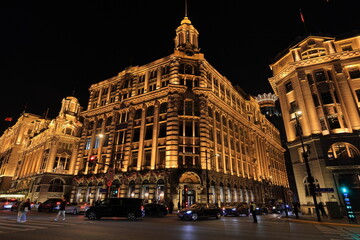 Fototapeta premium Waterfront colonial style buildings Located in The Bund (Waitan) Shanghai, China.