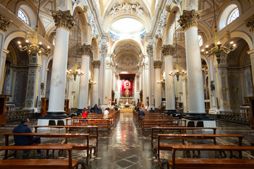 Cattedrale di San Giovanni Battista interior view
