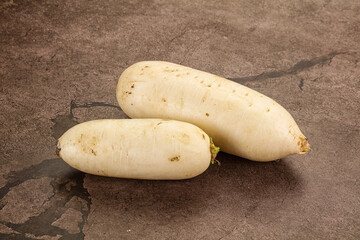 Raw white daikon raddish root