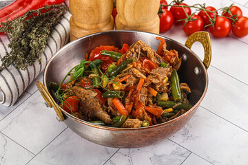 Gourmet shredded meat with vegetables