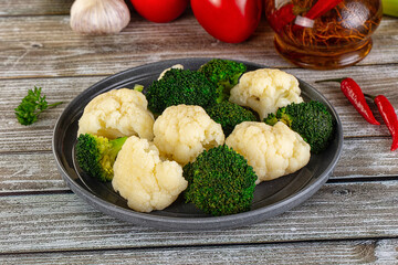 Vegan cuisine Steamed cauliflower and broccoli cabbage