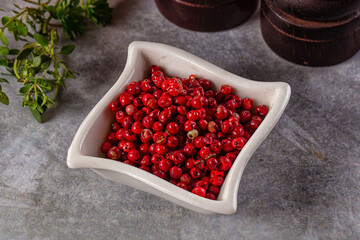 Dry pink pepper corn spice