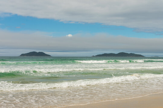 Praia dos A&ccedil;ores in Florianopolis, Brazil