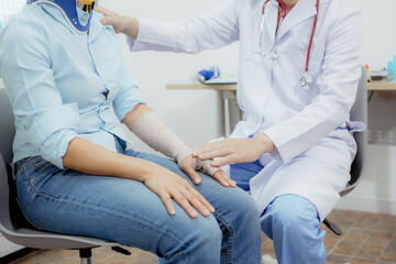 Hand bandages, human bandages and first aid bandages, teaching or tutoring with care, attention or...