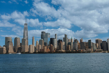 Fototapeta premium City skyline of New York from across the water