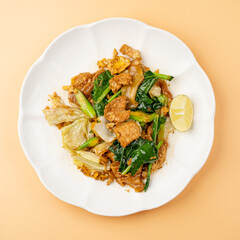 salad with chicken and vegetables