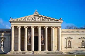 The Glyptothek is a museum which was commissioned by the Bavarian King Ludwig I to house his collection of Greek and Roman sculptures in Munich, Germany
