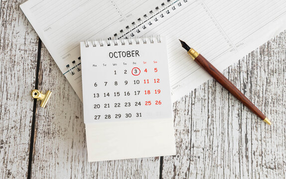 october 3. 3th day of month, calendar date.