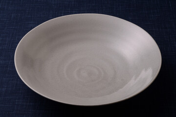 灰色の皿の背景素材