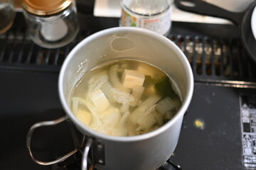 スープの準備中