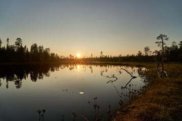 Naklejka premium sunset on the lake