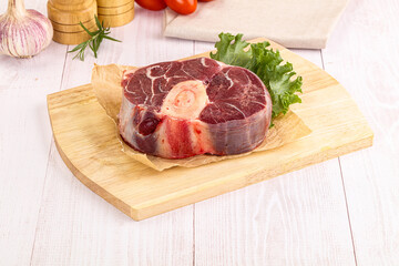 Raw beef ossobuco for roast