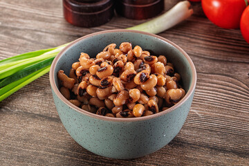 Canned Black eye bean in the bowl