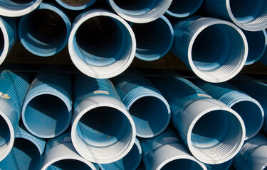 Abwasserrohre blau 1