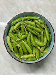 green beans in a bowl