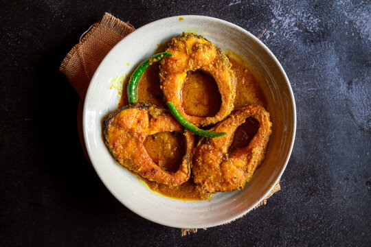 Rui Macher Kalia | Traditional Bengali Rohu Fish Curry in Rich Spicy Gravy | Authentic Bengali Fish Recipe with Potato and Aromatic Spices | Classic Bengali Cuisine