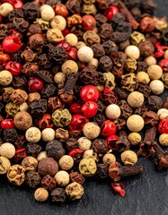 Obraz premium Close-up of assorted peppercorns