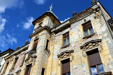 Baufällige Altbaufassade in Ljubliana