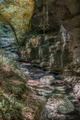 Over millions of years, the Orfento River (in the municipality of Caramanico Terme) has carved out a narrow gorge now covered by dense riparian vegetation featuring willows, ferns, and mosses.