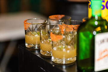 bebidas con escarchado de chile