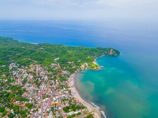 BAH&Iacute;A SAYULITA