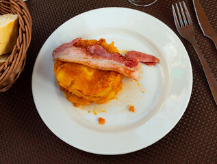 Trinxat de la Cerdanya. Typical recipe from the north of Catalonia cooked with white cabbage, potato and bacon. Spanish cuisine