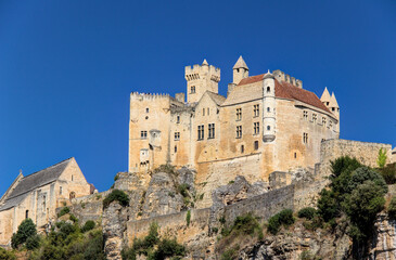 Obraz premium Vue sur le château de Beynac et Cazenac