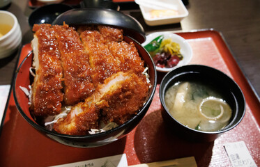 美味しい本場会津地方のソースかつ丼